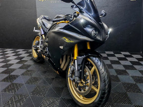 Yamaha YZF-R1