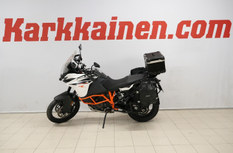 KTM 1090