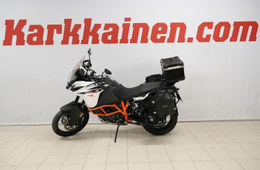 KTM 1090
