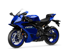 Yamaha R9