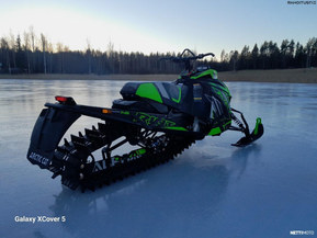 Arctic Cat Riot