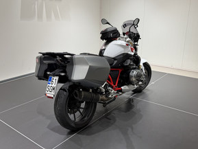 BMW R