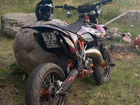 KTM 125