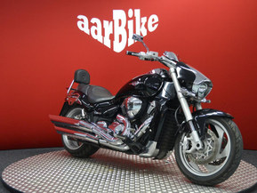 Suzuki Intruder