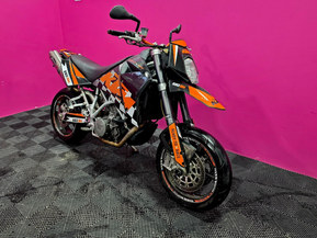 KTM 950