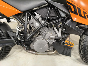 KTM 990