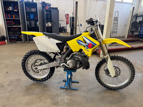 Suzuki RM