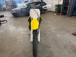 Suzuki RM