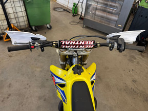 Suzuki RM