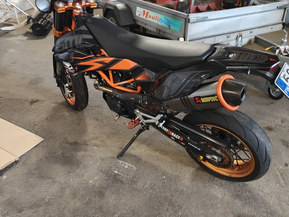 KTM 690