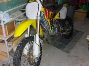 Suzuki RM