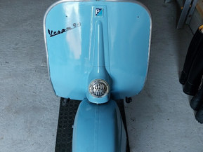 Vespa Commercial