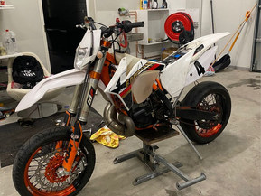 KTM 300