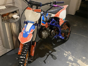 X-Motos Dirt Bike