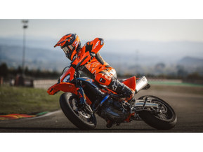 KTM 690