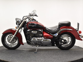 Suzuki Intruder