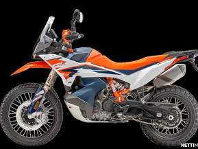 KTM 890