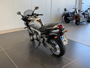 Yamaha FZ6-S
