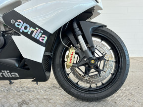 Aprilia RSV4