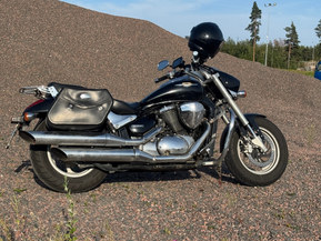 Suzuki Intruder