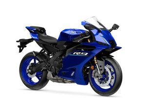 Yamaha R9