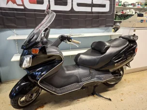 Suzuki AN