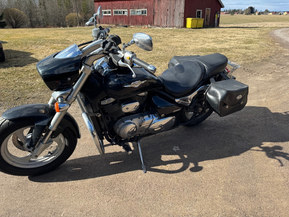 Suzuki Intruder