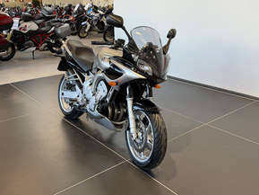 Yamaha FZ6-S