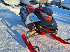 Ski-Doo MX Z