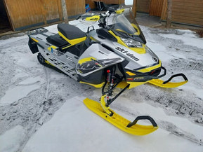 Ski-Doo MX Z
