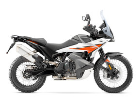 KTM 790
