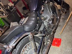 Suzuki Intruder