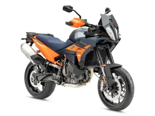 KTM 890