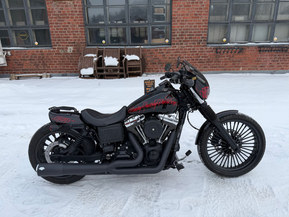 Harley-Davidson Dyna