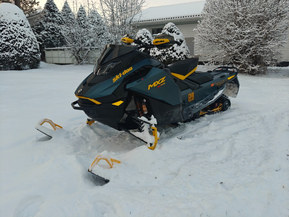 Ski-Doo MX Z