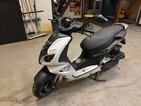 Peugeot Speedfight 4