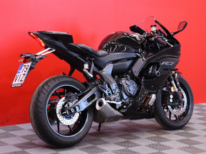 Yamaha YZF-R7