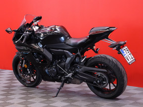 Yamaha YZF-R7