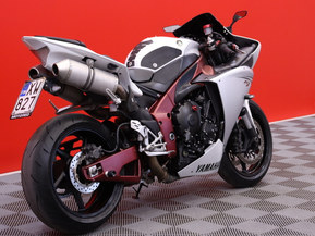 Yamaha YZF-R1
