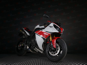 Yamaha YZF-R1