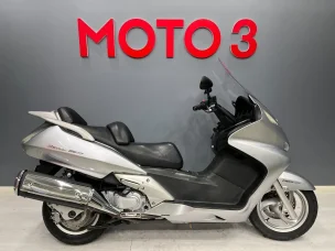 Honda FJS600