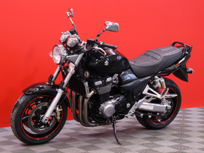 Suzuki GSX