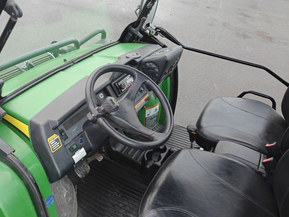 John Deere Gator