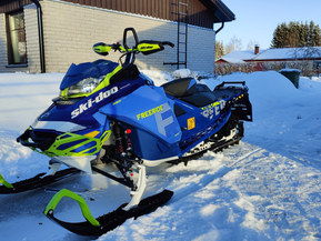 Ski-Doo Freeride