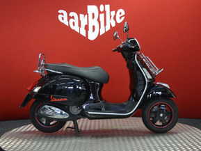 Vespa GTS
