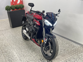 Triumph Street Triple