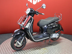 Vespa GTS