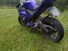 Yamaha YZF-R