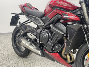 Triumph Street Triple