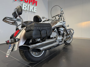 Suzuki Intruder